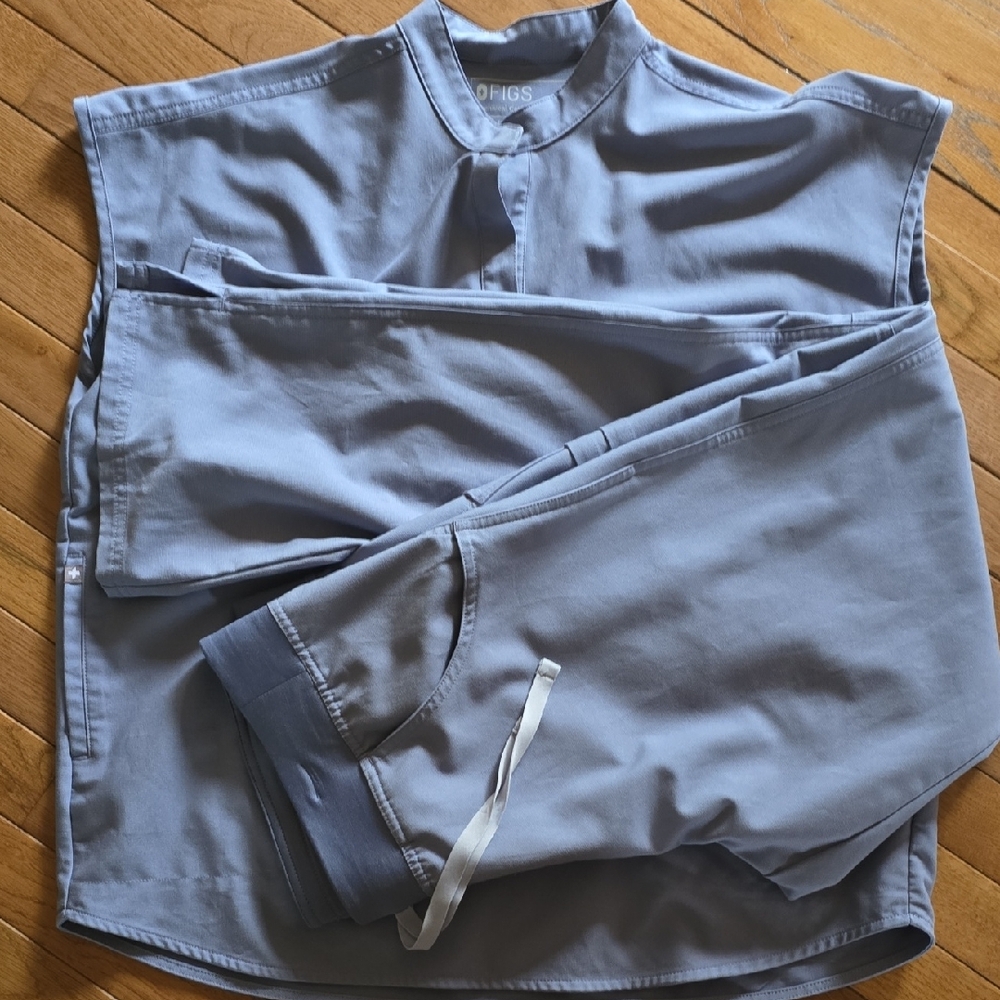 Figs Scrubs -LT